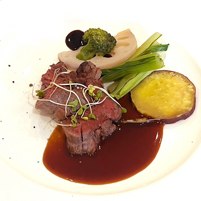 レストラン　ヴィーヴル