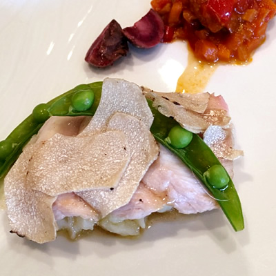 うさぎの背肉 一寸豆のピュレ