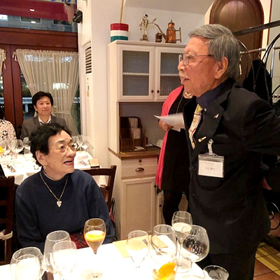 乾杯の前に